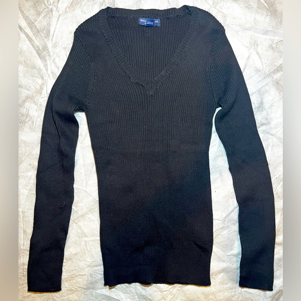 Beechers Brook V-neck ribbed sweater